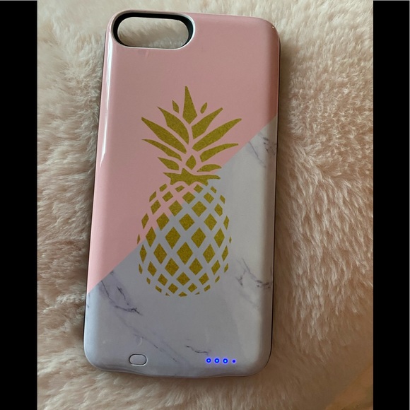 Pineapple iPhone 8plus charging phone case